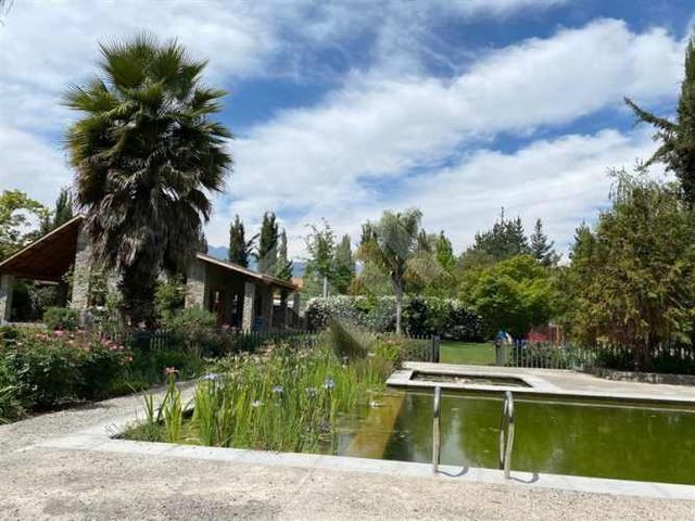 CASA Buin Linderos/ Camino El Cerrillo/ Condominio Tierra Buena