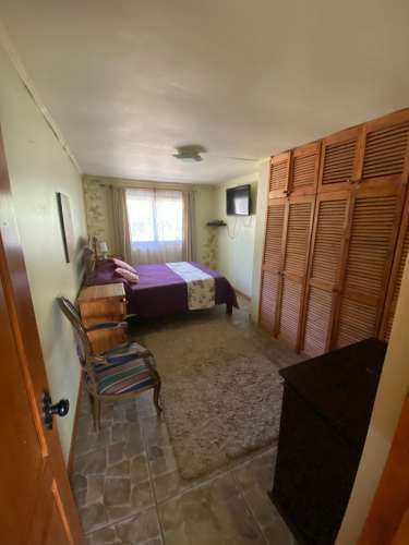 EXCELENTE CASA EN PARCELA CON PISCINA Y QUINCHO