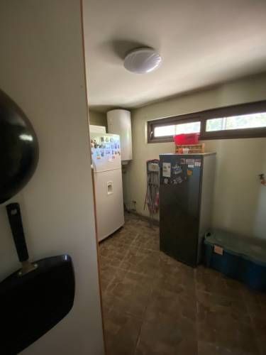 EXCELENTE CASA EN PARCELA CON PISCINA Y QUINCHO