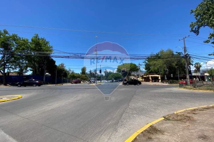 Nuevo local 2° piso próximo strip center