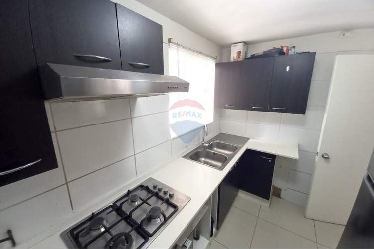 Arriendo casa/3 dormitorios /jardines de linderos