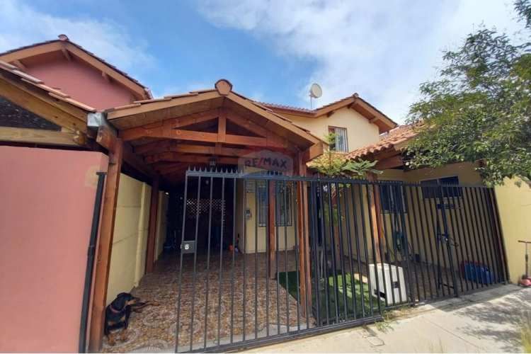 Arriendo casa/3 dormitorios /jardines de linderos