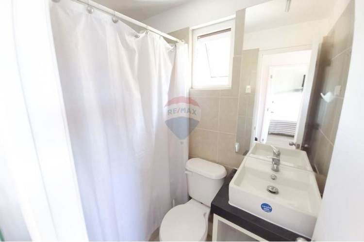 Arriendo casa/3 dormitorios /jardines de linderos