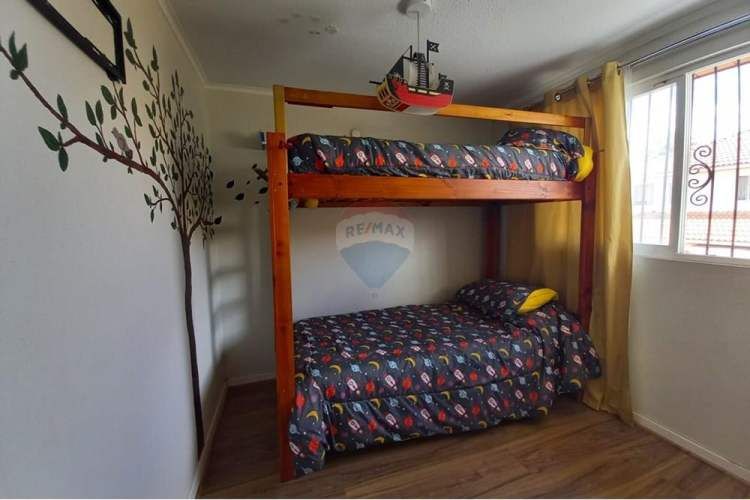 Arriendo casa/3 dormitorios /jardines de linderos