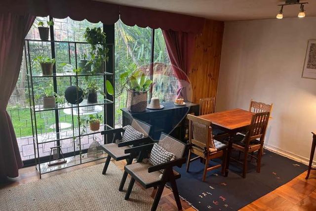 Casa para remodelar las hualtatas. vitacura