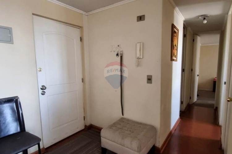 Venta lindo departamento recoleta cercano a metro