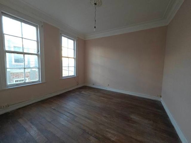 Oportunidad Casa Amplia 2 Pisos Mejor Ubicación Cerro Alegre