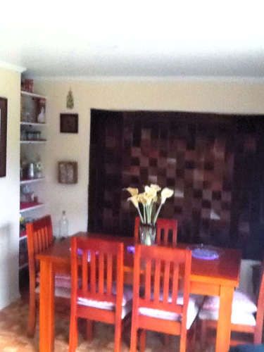 AMPLIA PARCELA CON CASA CONSTRUIDA ENTRE BOSQUES