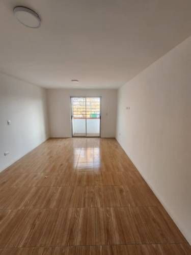 CASA COMERCIAL 1 ER PISO LOCALES 2 DO PISO DPTOS H