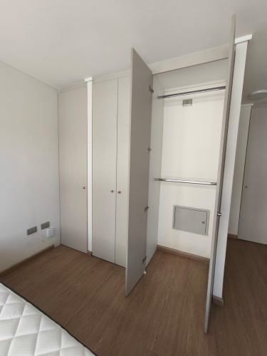 Departamento en arriendo c/ estacionamiento en Centro de Concepción