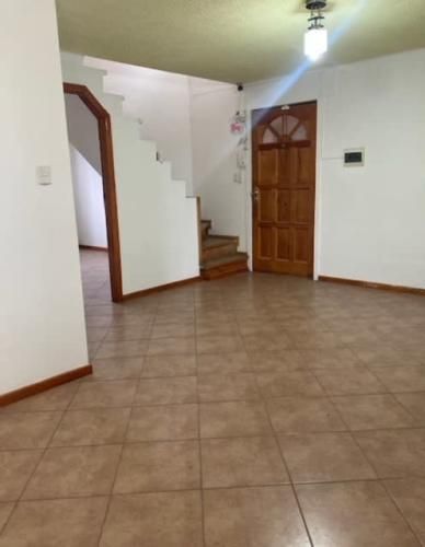 CASA BICENTENARIO REMODELADA ,BUENA UBICACION