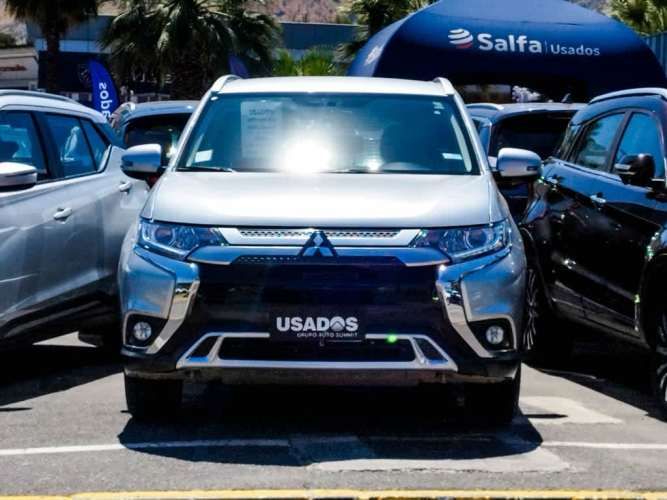 MITSUBISHI OUTLANDER 2023