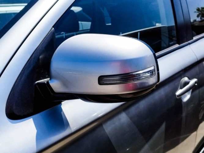 MITSUBISHI OUTLANDER 2023