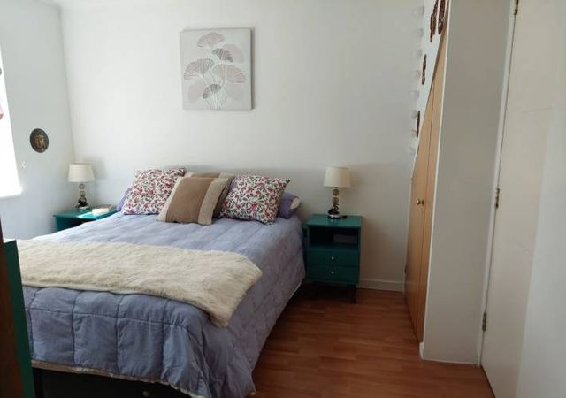 LINDA CASA  A PASOS DE COLEGIOS PUMAHUE Y GREENHOUSE