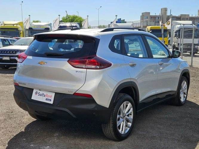 CHEVROLET TRACKER 2024