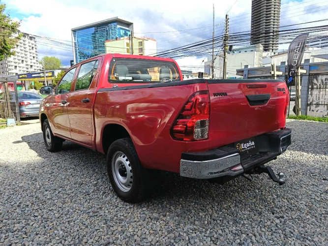 Toyota hilux mt DX 2023