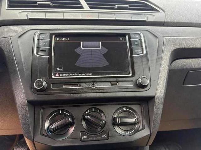 VOLKSWAGEN SAVEIRO 2024