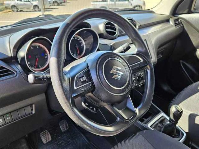 SUZUKI SWIFT 2022