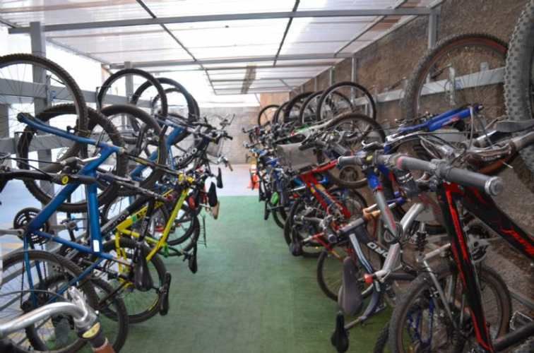 ELEUTERIO CON BODEGA!