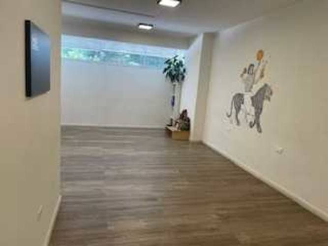 ESTACIONAMIENTOS A LA PUERTA (131072)