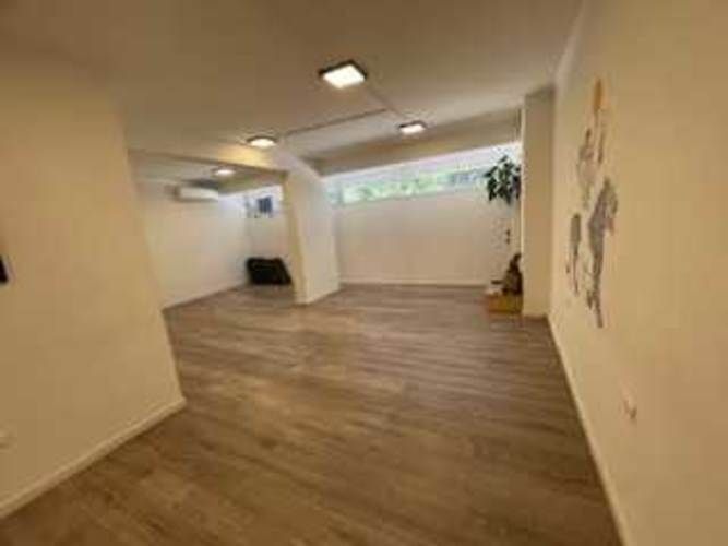 ESTACIONAMIENTOS A LA PUERTA (131072)