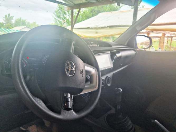 Camioneta Hilux 2021 DX