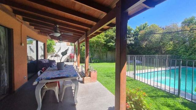 Casa en condominio cerca de colegios (131076)