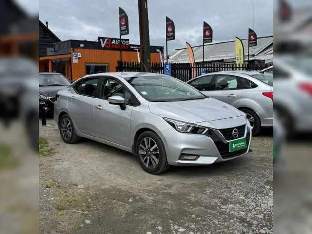 NISSAN VERSA 2020