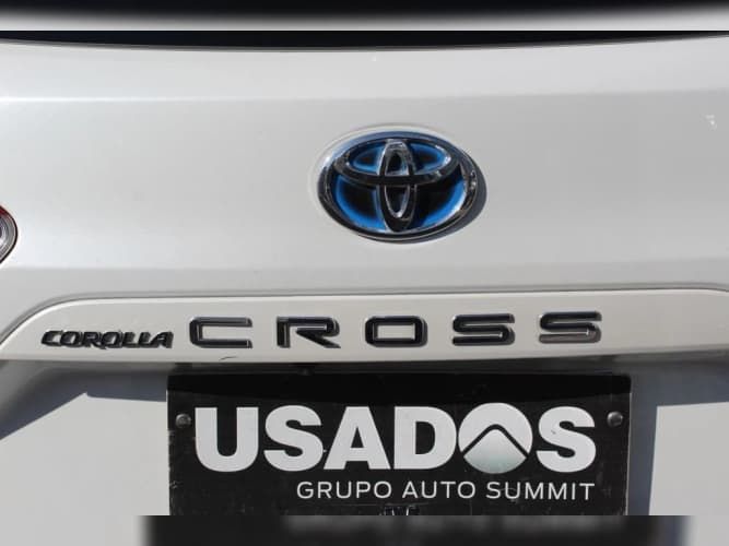 TOYOTA COROLLA CROSS 2024