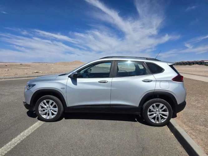 CHEVROLET TRACKER 2024