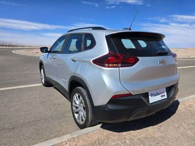 CHEVROLET TRACKER 2024