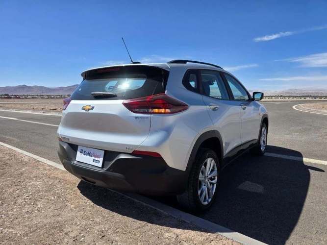 CHEVROLET TRACKER 2024