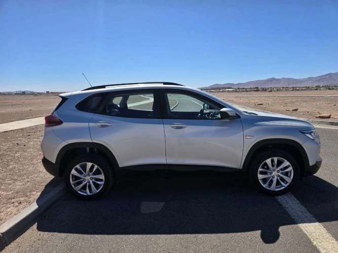 CHEVROLET TRACKER 2024