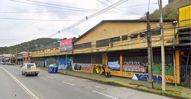 Locales Comerciales 8.840m2/2.456m2