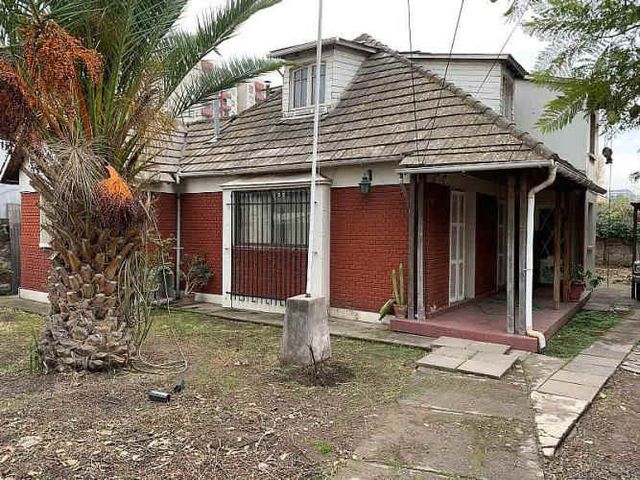 VENTA ENTRE METRO LO OVALLE Y RUTA 5