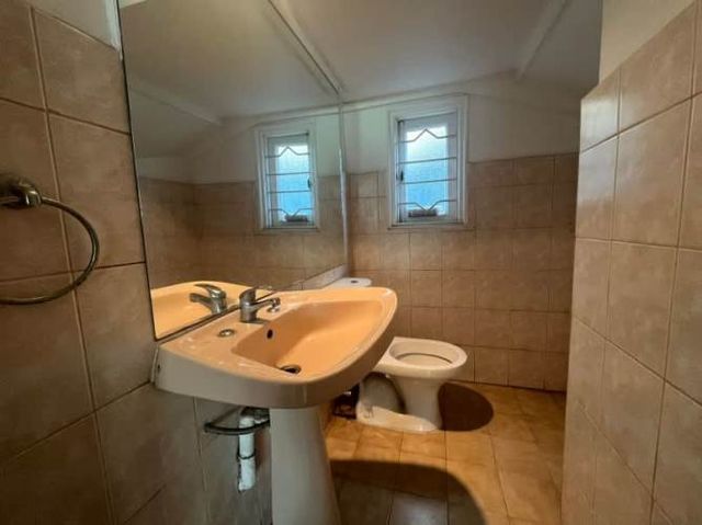 FOCOLARE PROPIEDADES ARRIENDA CASA COMERCIAL