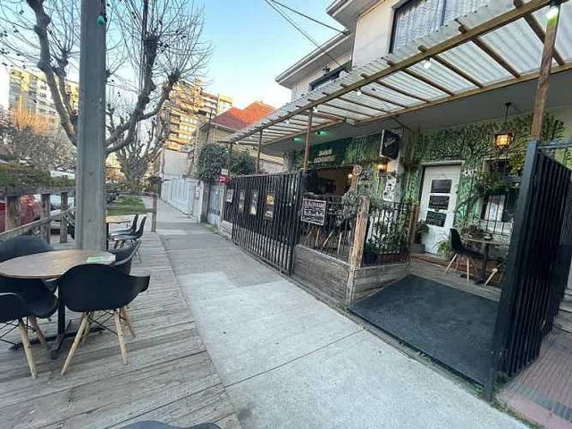 VENDE DERECHO A LLAVE LOCAL COMERCIAL