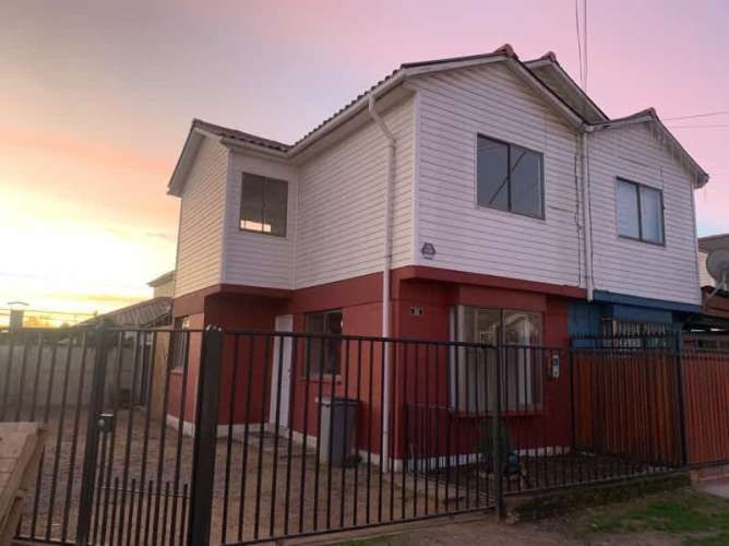 FOCOLARE PROPIEDADES VENDE CASA EN LIMACHE