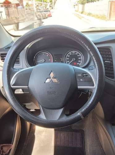 Mitsubishi L200 WORK CR 2.4L