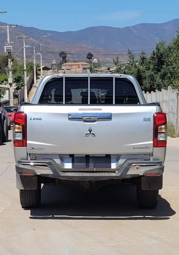 Mitsubishi L200 WORK CR 2.4L