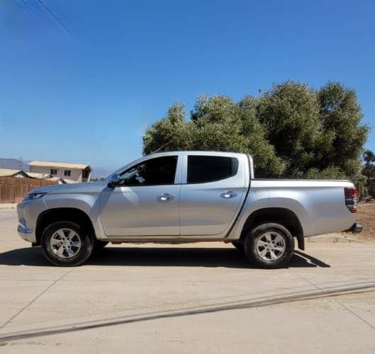 Mitsubishi L200 WORK CR 2.4L