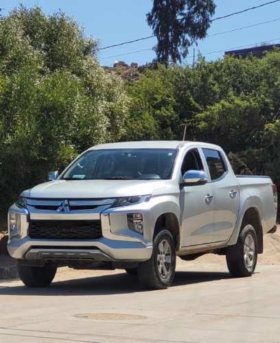 Mitsubishi L200 WORK CR 2.4L