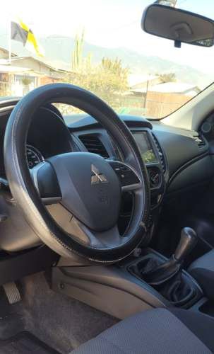 Mitsubishi L200 WORK CR 2.4L