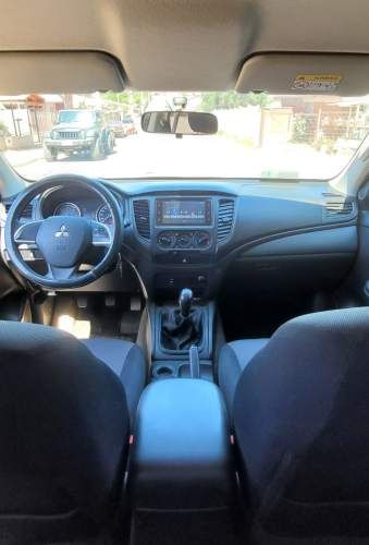 Mitsubishi L200 WORK CR 2.4L