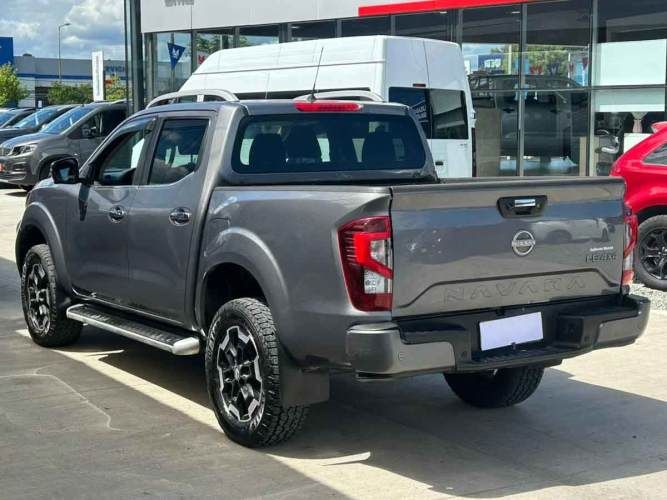 Nissan Navara 2023 Navara  D  Cab  Mt  4x4  2.3