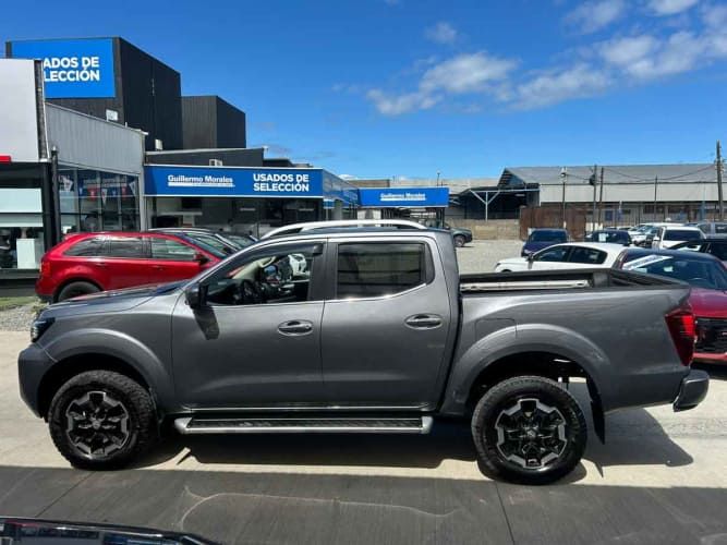 Nissan Navara 2023 Navara  D  Cab  Mt  4x4  2.3