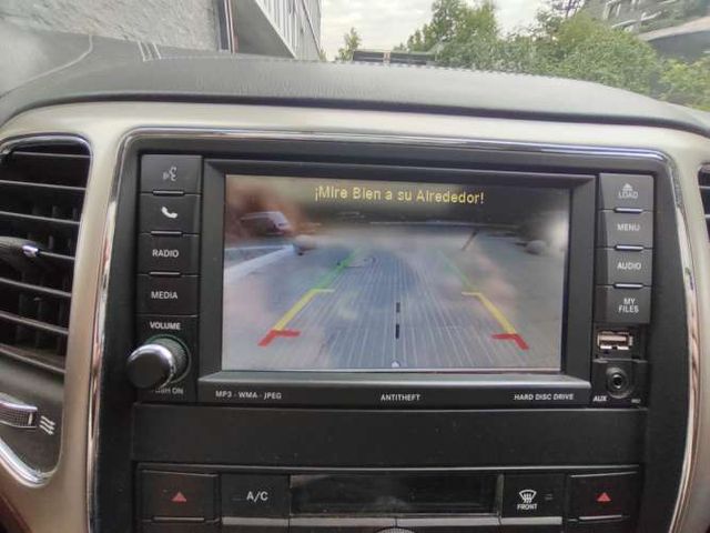 JEEP GRAND CHEROKEE 5.7 OVERLAND 4WD AUTO 2011