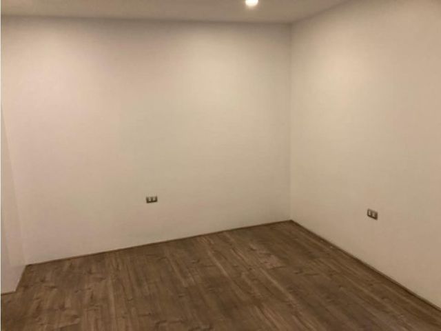 Arriendo bodega c/of de 234 m2, Los Libertadores. Quilicura.