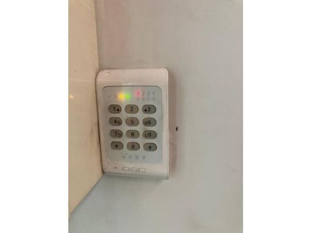 Arriendo bodega c/of de 234 m2, Los Libertadores. Quilicura.