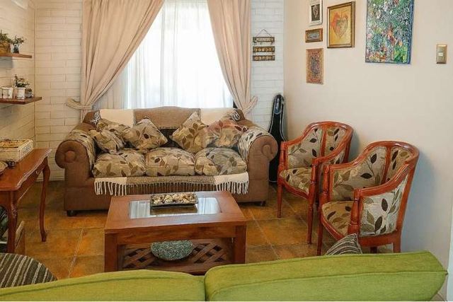 Acogedora casa residencial en barrio consolidado